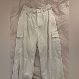 Hollister Ultra High Rise Wide Leg Women's Cream Cargo Trouser